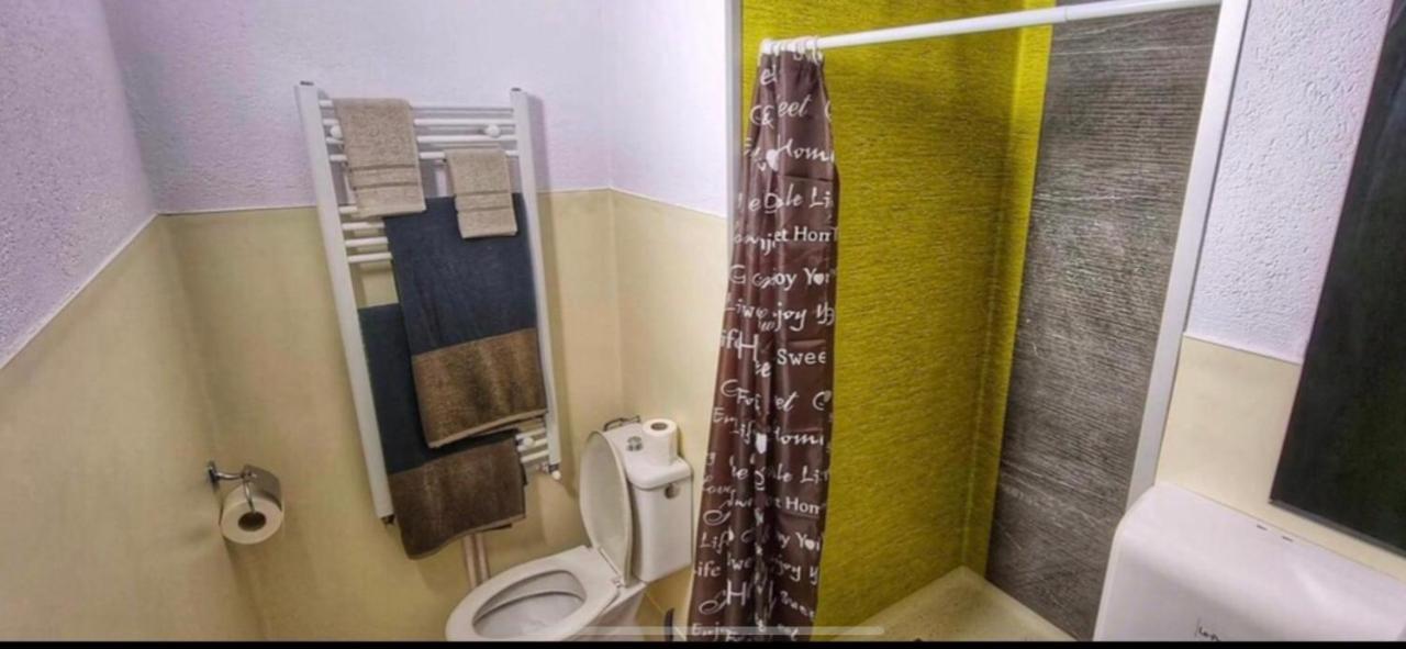 La Nuc O Camera Săcele Esterno foto